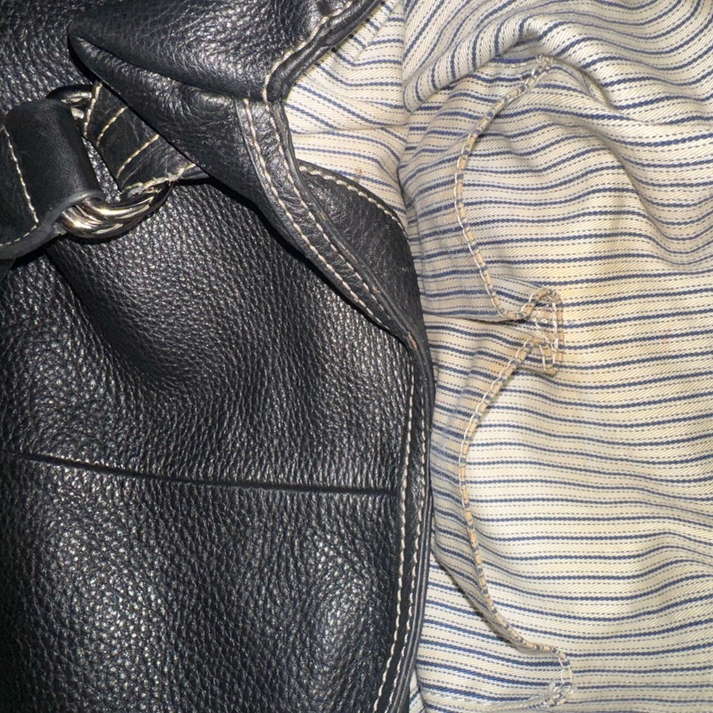 Marc by Marc Jacobs Black Pebble Leather Shoulder Bag - Picture 12 of 16